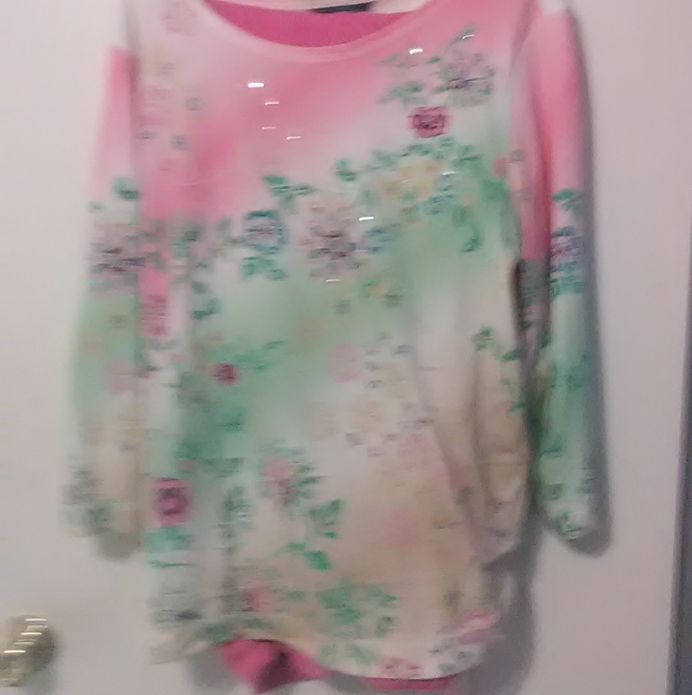 Kotet shirt and pants set.